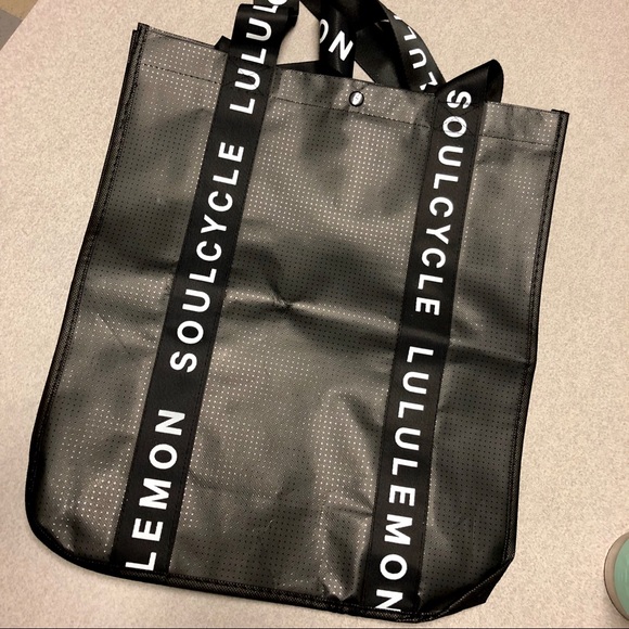 lululemon soulcycle bag